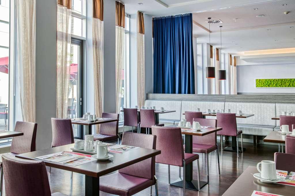 Intercityhotel Hannover Restaurant photo